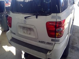 2001 TOYOTA SEQUOIA, WHITE, LIMITED MODEL, 4.7L, AT, 4WD.  Z26264